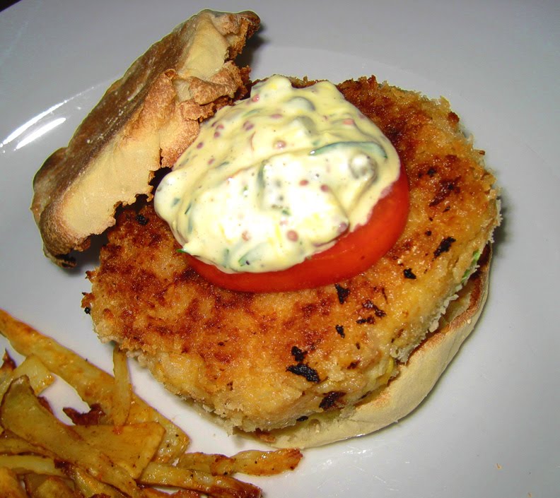 minxeats recipes, recaps, and restaurant reviews Clamburgers, or Recipe Contest F*ckUp, Part