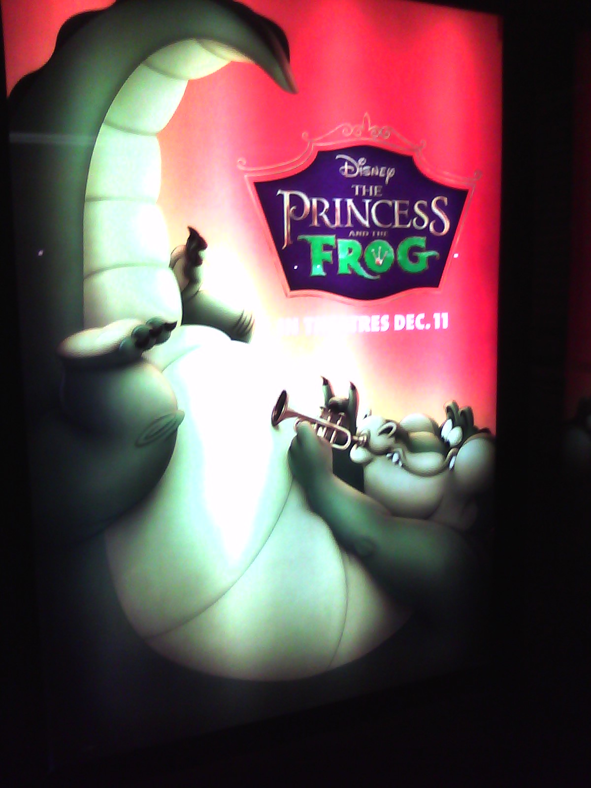 http://4.bp.blogspot.com/_1Da0O6B-dqI/SxKhnFn7GYI/AAAAAAAAAKI/kLzrzDIPQLc/s1600/disney.jpg