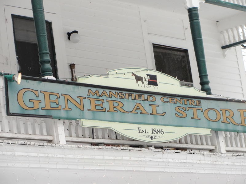 Itchin' Stitchin' Mansfield General Store