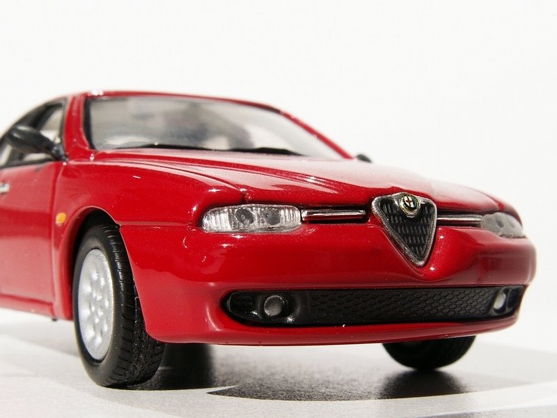 [Alfa+Romeo+156+(Solido)+(09).JPG]