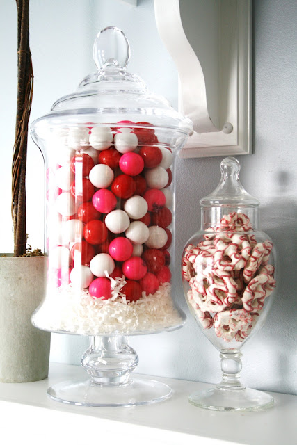 Love this adorable Valentine's candy decor inspiration using apothecary jars!