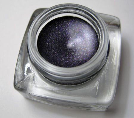 [bobbi-brown-metallic-long-wear-cream-shadow-starry-purple.jpg]
