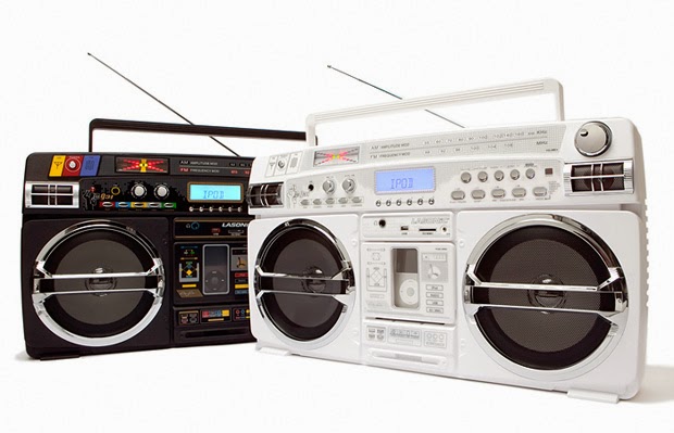 [lasonic-ipod-boombox-i931.jpg]