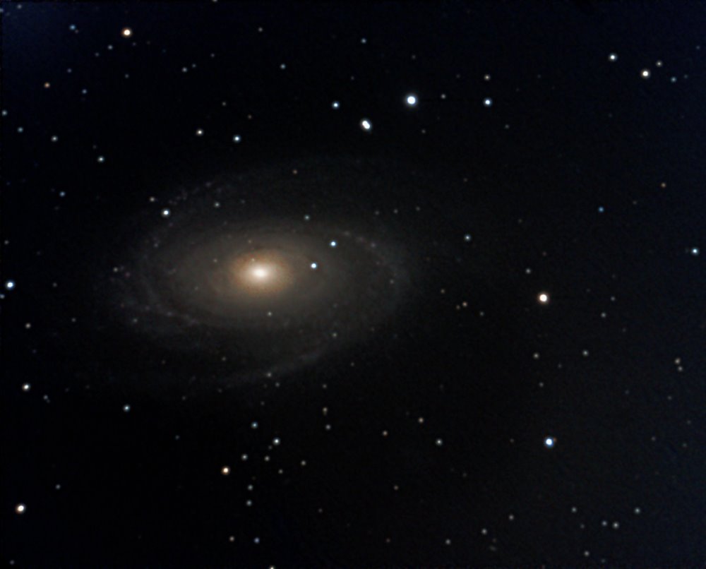 [m81b+copia+3.jpg]