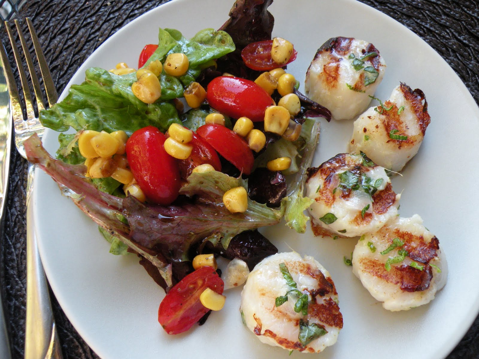 So Delicious! Grilled LimeGinger Marinated Scallops
