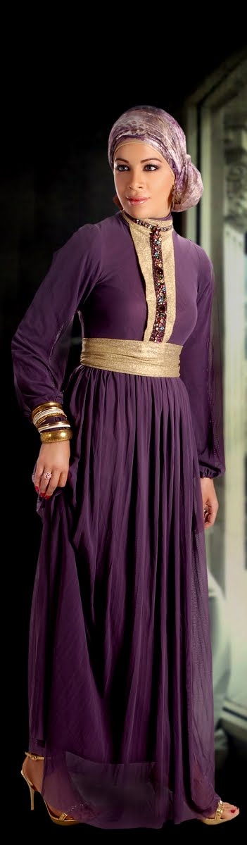 فاطمة شلبي والفنانة شيرى عادل