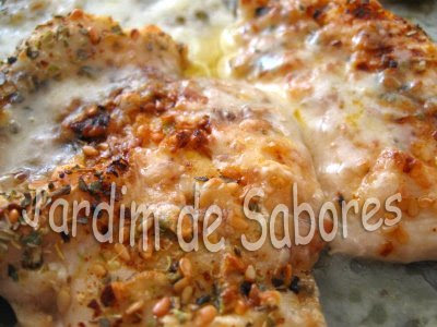 Lombinhos de Frango com Sésamo e Kaşar