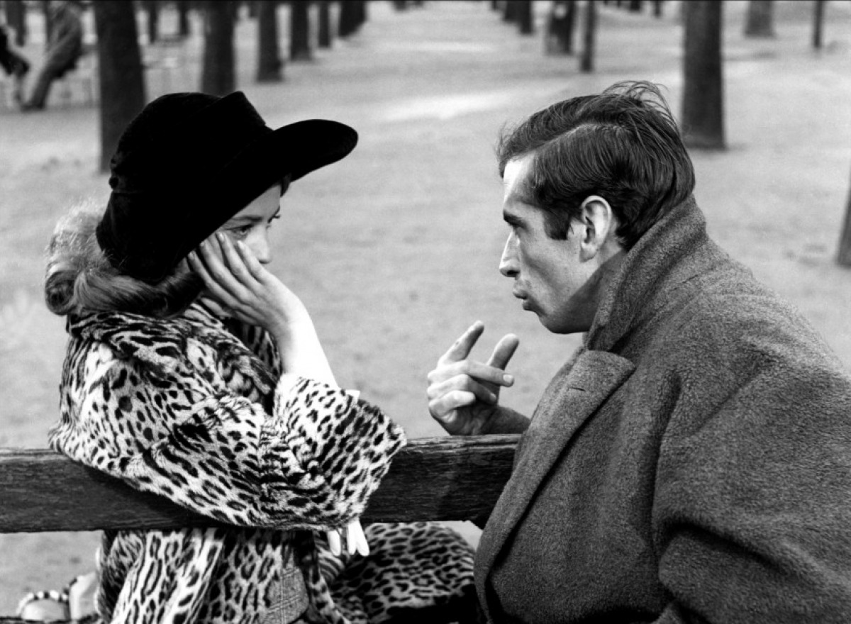 http://4.bp.blogspot.com/_1Tfz3zFZmQA/TPbIEwTMq9I/AAAAAAAAA2A/UOnwV4fn3lo/s1600/1-Les+Liaisons+dangereuses+-+Jeanne+Moreau%252C+Roger+Vadim.jpg