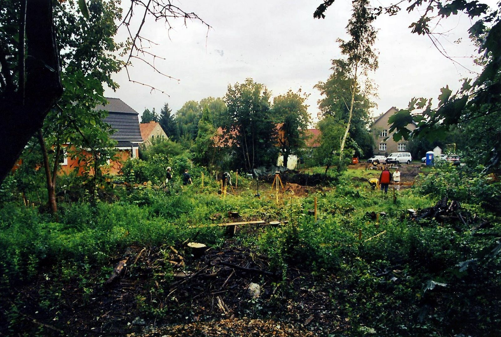 [Scan10027.JPG]