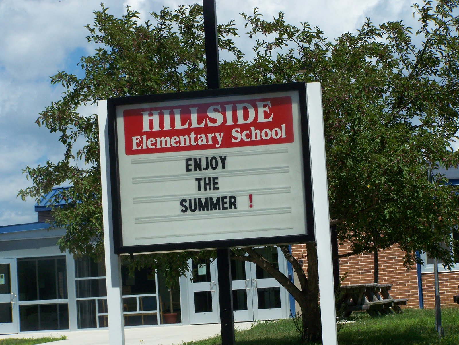 Doug and Torie's Adventure: Hillside Elementary School