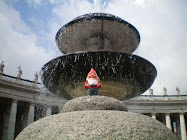 This gnome is in Rome, baby