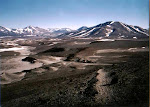 5.700m. s.n.m., sobre el campamento Atacama...