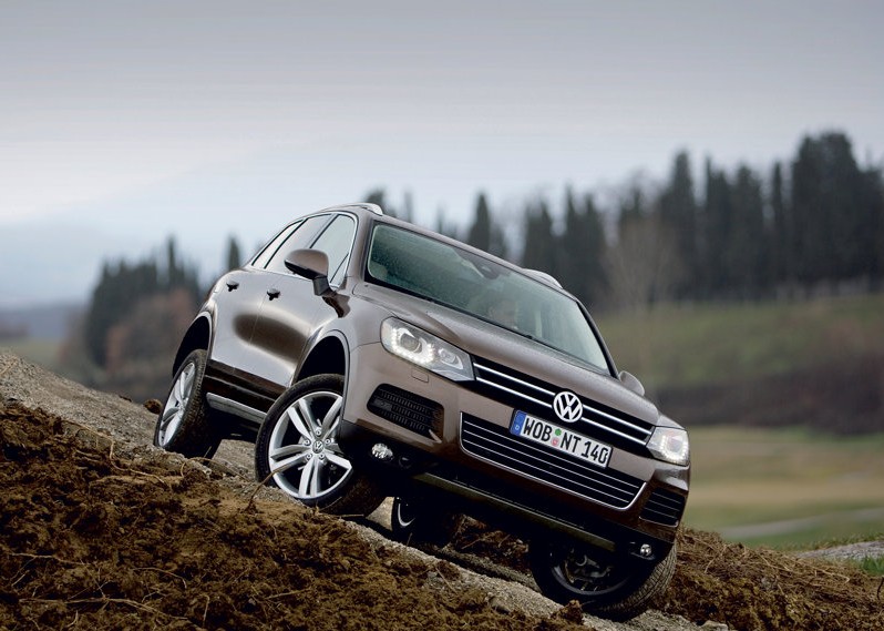 http://4.bp.blogspot.com/_1d1OMhUPzz8/S6mTpLGgBuI/AAAAAAAADeY/jTX0cwc4VJU/s800/2011+VW+Touareg.jpg