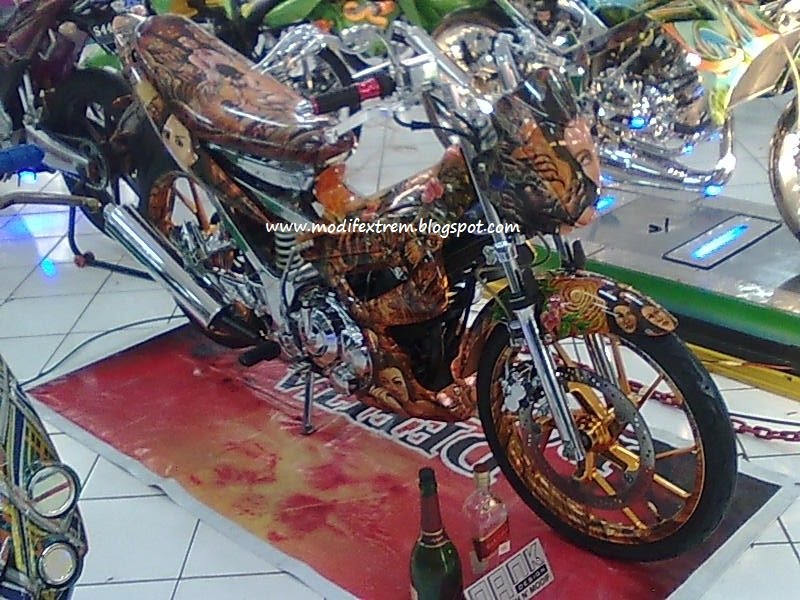 Modifikasi Suzuki satria FU