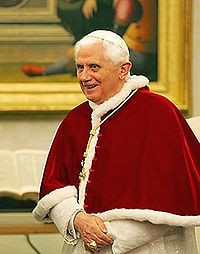 [200px-Pope,_13_march_2007.jpg]