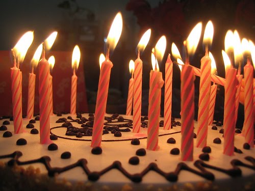 Lots of candles birthday cake by dee m @ flickr Lots of candles birthday cake by dee m @ flickr