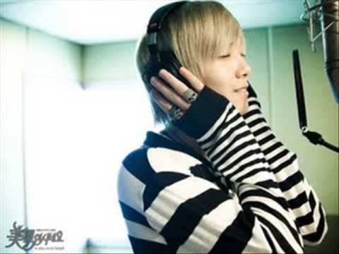 Lee Hong Ki lee hong ki. Lee Hong Ki