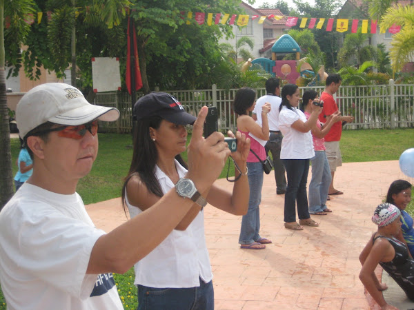 Battery of "Photographers"