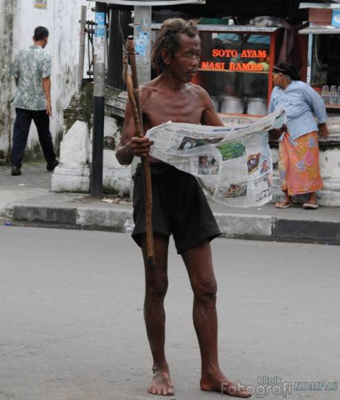 http://ficklaotze.files.wordpress.com/2010/03/orang_gila.jpg