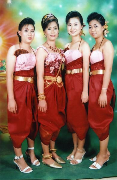 [cambodia-girls-0-traditional-0-703176.jpg]