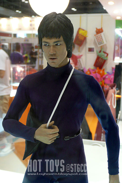 toys - Hot Toys 10th Anniversary event 805_hot+toys