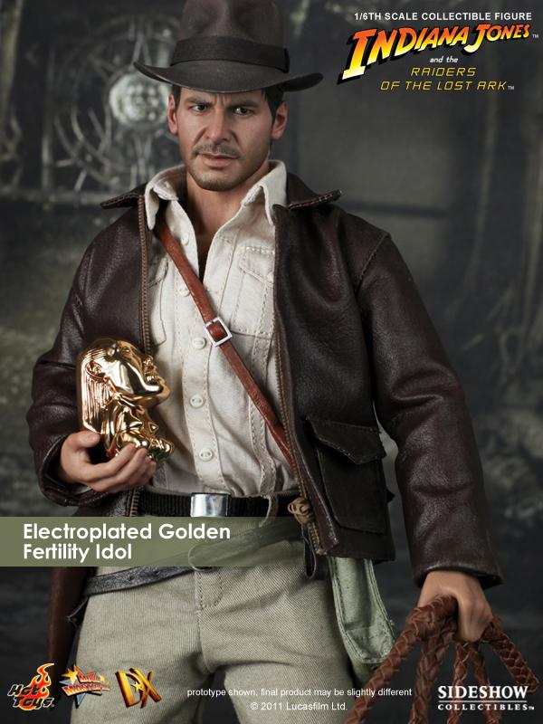 1/6 Scale Hot Toys DX05 Indiana Jones  Raiders Lost  Ark  Stand