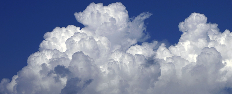[Nuvens++copy.jpg]