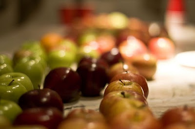 Spiced or pickled apples Spiced or pickled apples