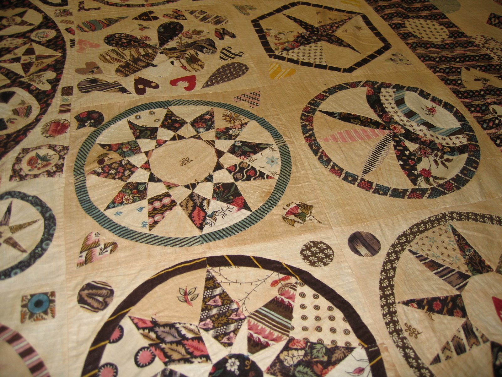 I SEW QUILTS Cheltenham Museum Quilts