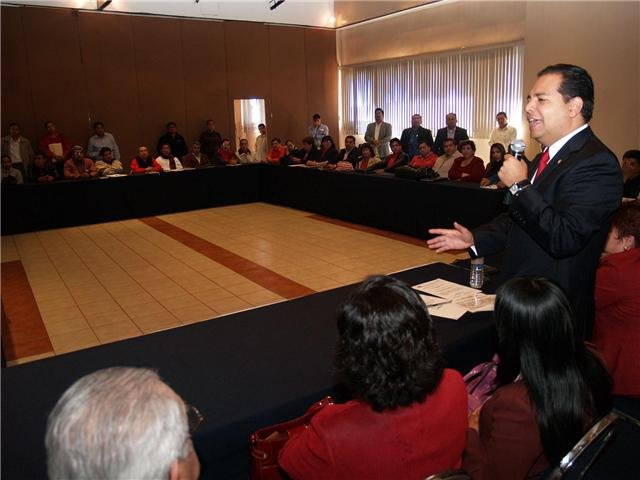 [Jorge+Carvallo.bmp]