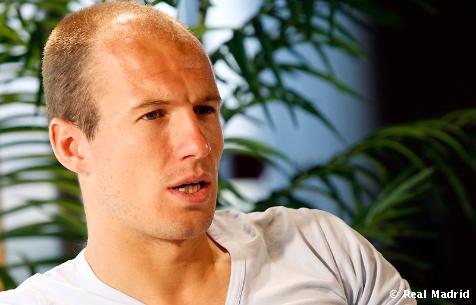 Arjen Robben renueva hasta 2015