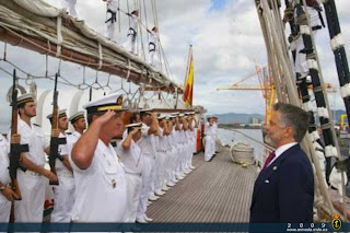 El “Juan Sebastián de Elcano” visita la capital de Trinidad y Tobago.