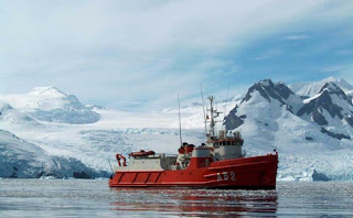 Bienvenida a la dotación del buque ‘Las Palmas’ tras finalizar la campaña antártica 2008-2009.