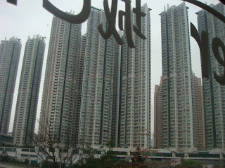 Architectural Heavens in Hong Kong:Giants in Group - Home Apartments @ Hong Kong