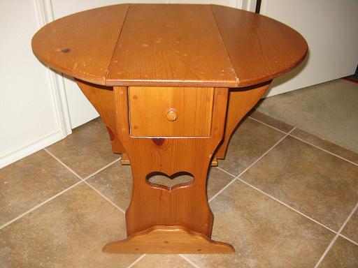 [$5.00+table.JPG]