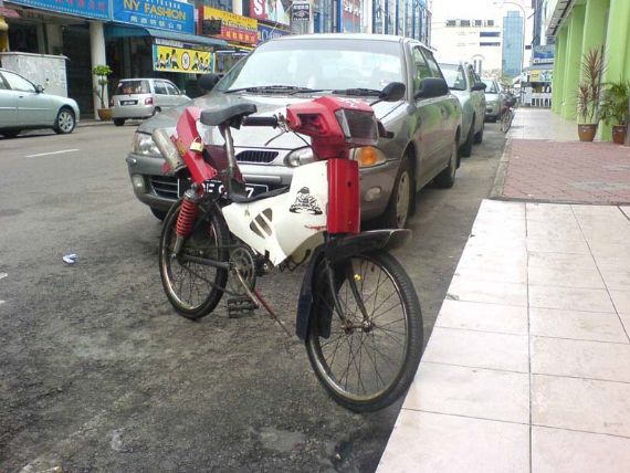 Moto Rempit