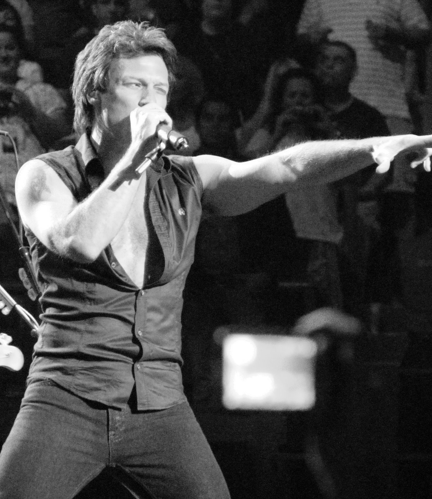 [MSG+black+and+white.jpg]