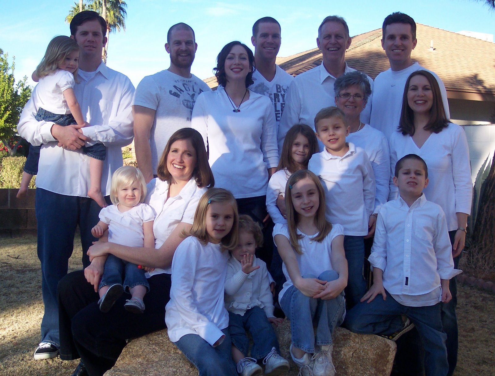 [Moore+FAMILY+whole+pic.JPG]