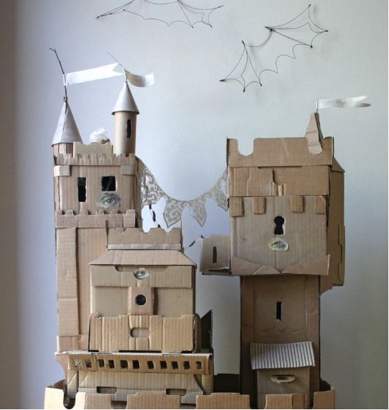 [33castle2b.jpg]