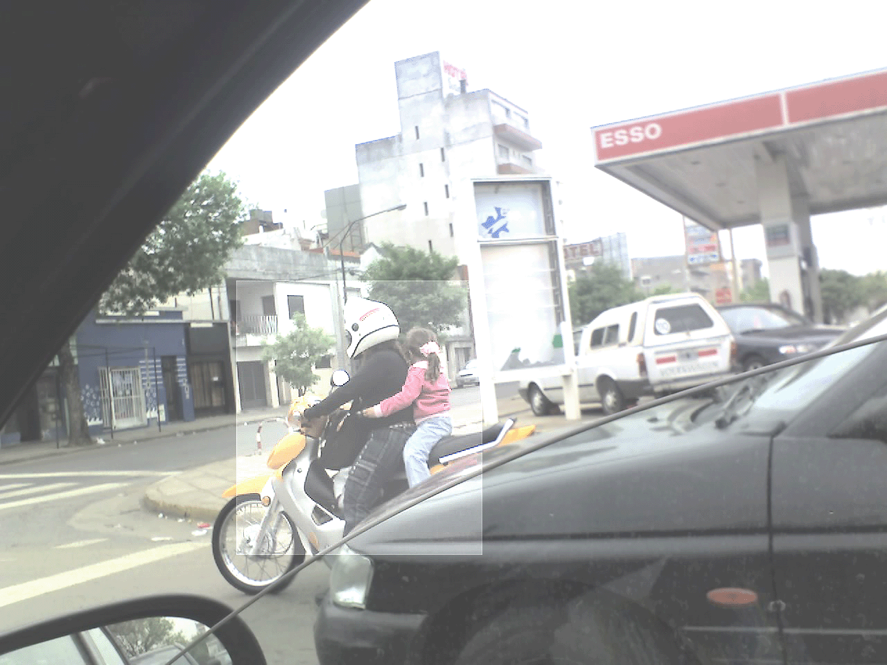 [05-10-07_0947.gif]