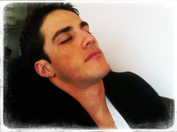 http://4.bp.blogspot.com/_28ZiwashWZk/TDbIuroiGTI/AAAAAAAAAfU/Yx11jt1WhMw/s1600/trevino-sleepyhead.jpg