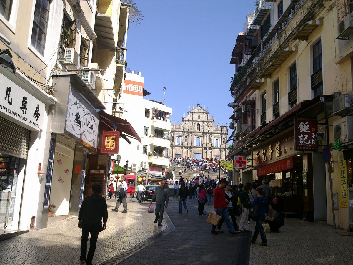 [136_27112009032_s.JPG]