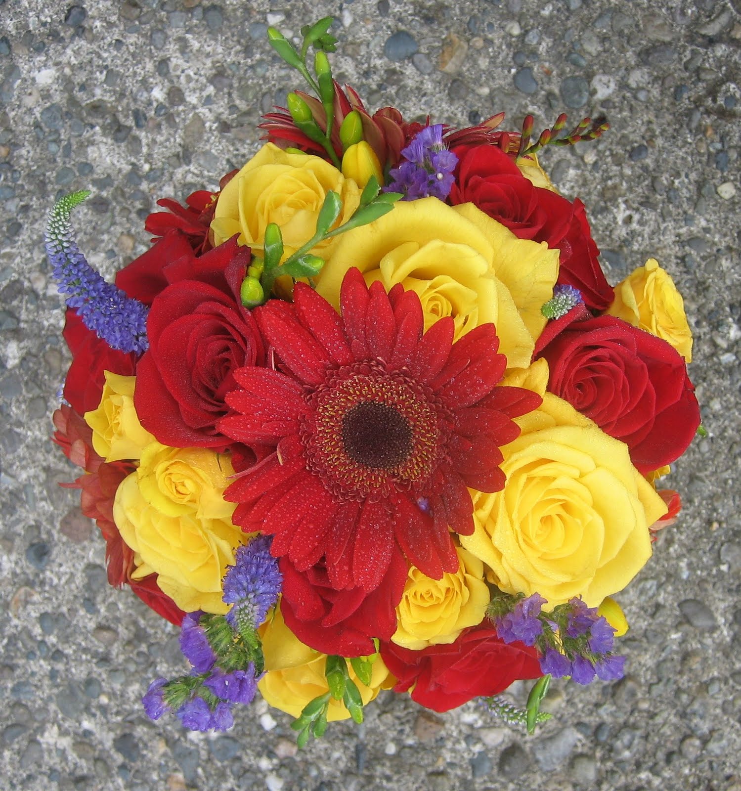 [red,+yellow+&+purple+bouquets+(top).jpg]