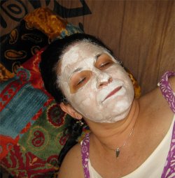 [facemask003.jpg]