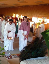 Swami Vishwananda's Birthday 2009