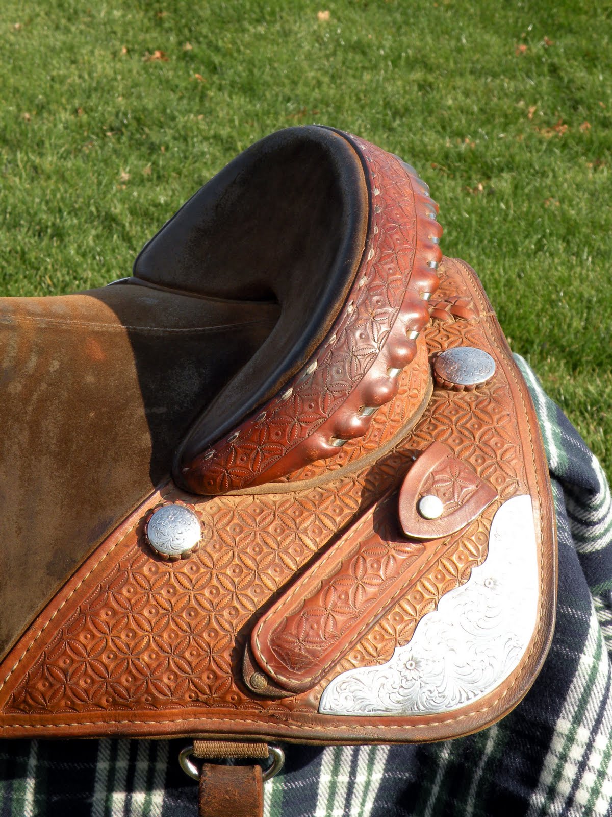 Bob Marshall Treeless Saddles 14.5" Original BM Barrel Saddle