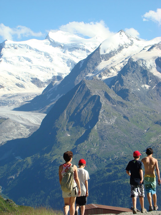 Walking through the mountains in Verbier