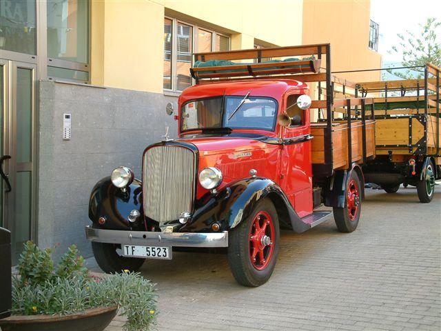 [DSCF0016+(Small).JPG]
