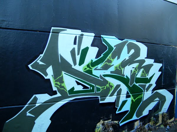 [PaperMonster-RiverWalk28.jpg]