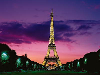 Eiffel Tower Paris Pictures Night on Eiffel Tower Paris Pictures World Travel Destinations